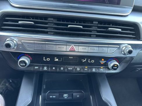 Used 2022 Kia Telluride LX AWD/4WD image 34