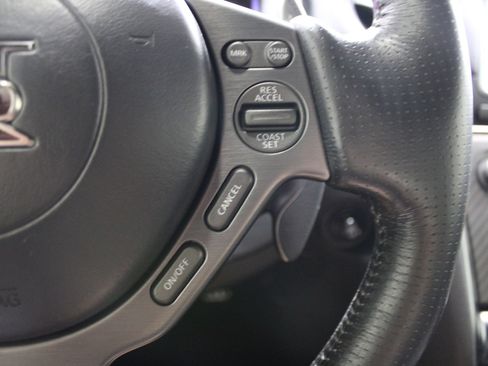 Used 2016 Nissan GT-R Premium AWD/4WD image 32