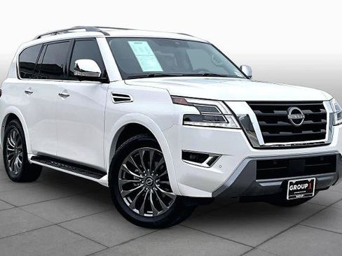 Certified 2023 Nissan Armada Platinum w/ Captain's Chairs Package RWD image 3
