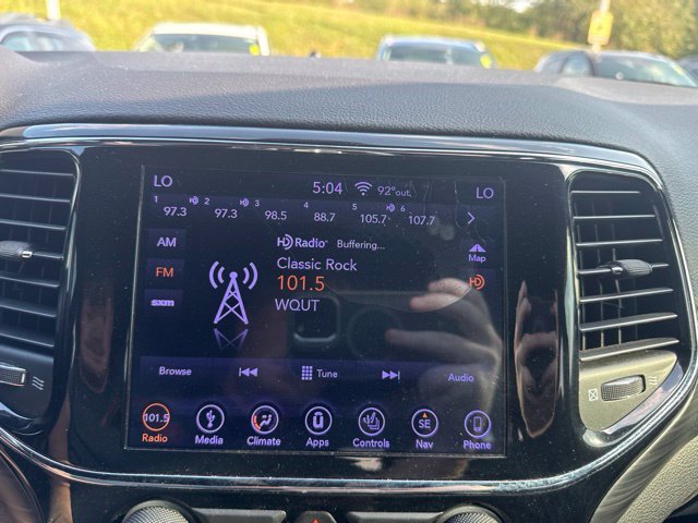 Used 2019 Jeep Grand Cherokee Altitude AWD/4WD image 18