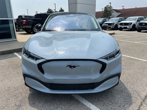 Used 2024 Ford Mustang Mach-E Premium image 8