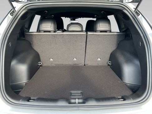 New 2025 Jeep Compass Latitude image 14