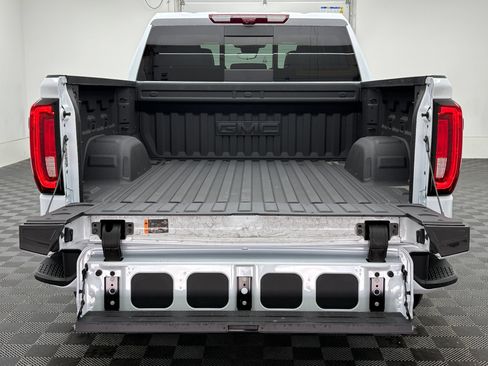 New 2026 GMC Sierra 1500 Denali w/ Denali Reserve Package AWD/4WD image 12