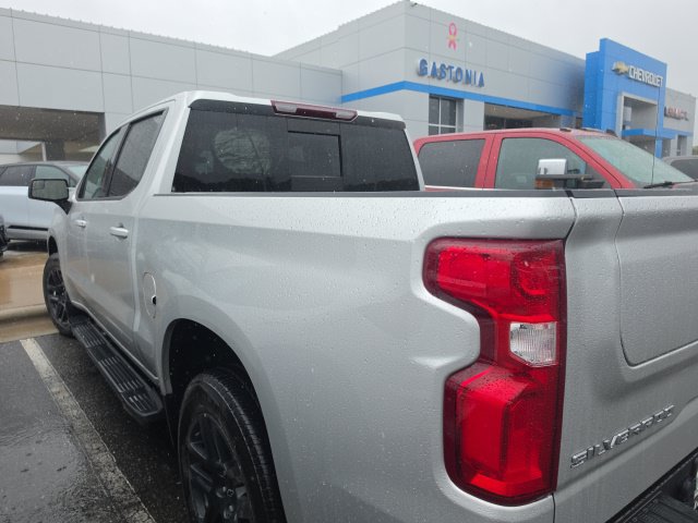 Used 2022 Chevrolet Silverado 1500 RST w/ Convenience Package II RWD image 3