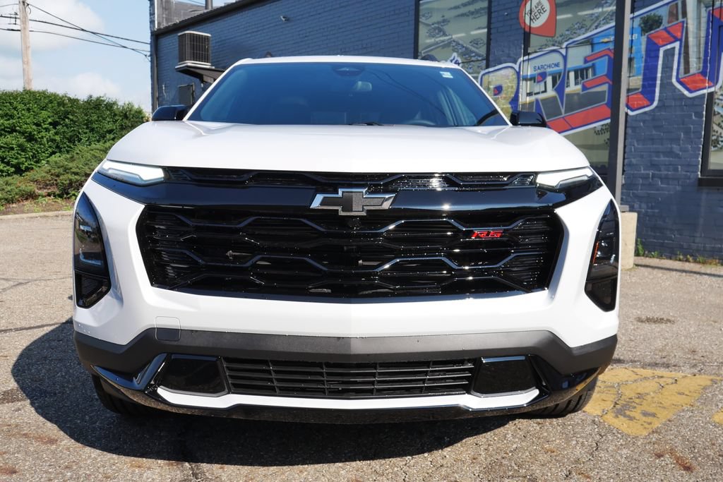 New 2026 Chevrolet Equinox RS w/ Convenience Package III AWD/4WD image 2