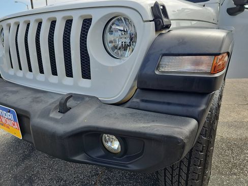 Used 2023 Jeep Wrangler Unlimited Sport AWD/4WD image 35