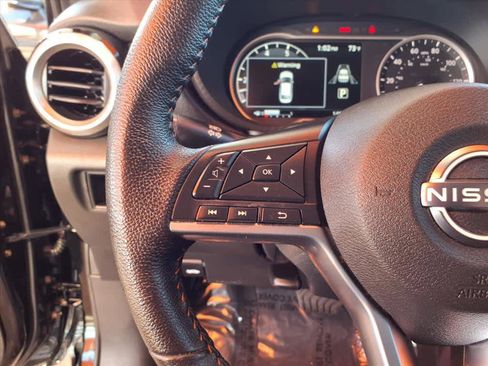 Used 2025 Nissan Versa SR w/ Trunk Package image 10