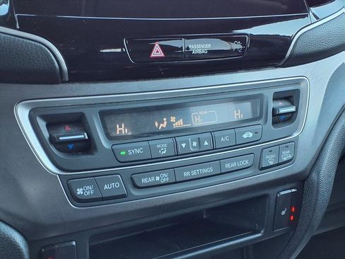 Used 2022 Honda Pilot Sport image 8