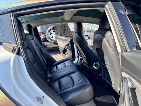 Used 2021 Tesla Model 3 Long Range AWD/4WD image 9