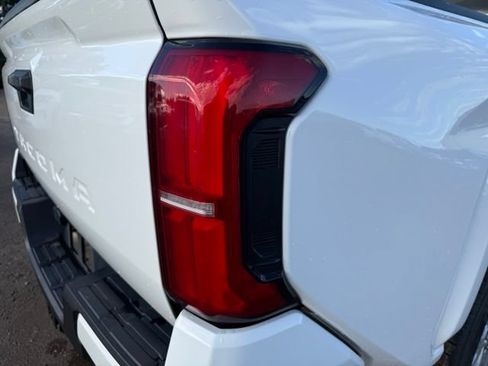 Used 2024 Toyota Tacoma SR5 AWD/4WD image 11