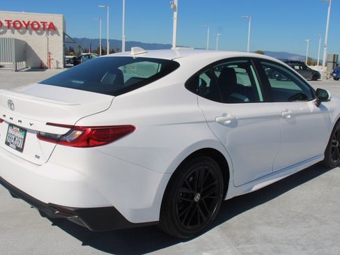Certified 2025 Toyota Camry SE AWD/4WD image 3