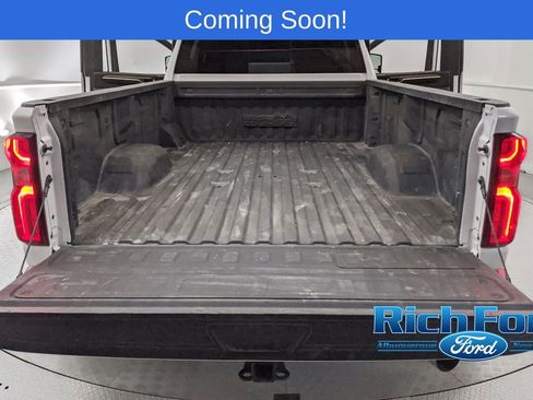 Used 2024 Chevrolet Silverado 3500 High Country w/ High Country Premium Package image 7