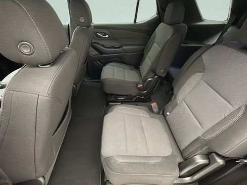 Used 2023 Chevrolet Traverse LT w/ Midnight/Sport Edition AWD/4WD image 10