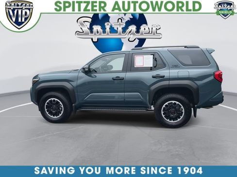 Certified 2025 Toyota 4Runner TRD Off-Road Premium AWD/4WD image 6