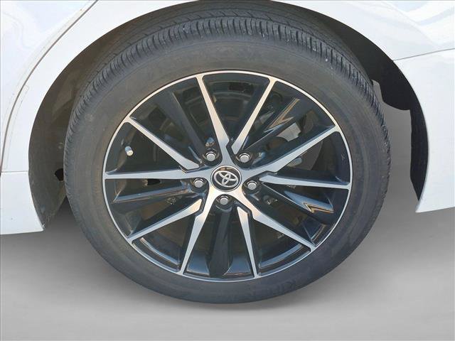 Used 2024 Toyota Camry SE w/ Convenience Package FWD image 15
