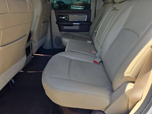 Used 2016 RAM 1500 Laramie w/ Convenience Group AWD/4WD image 13