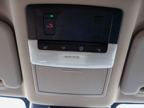Certified 2026 Nissan Rogue SV FWD image 18