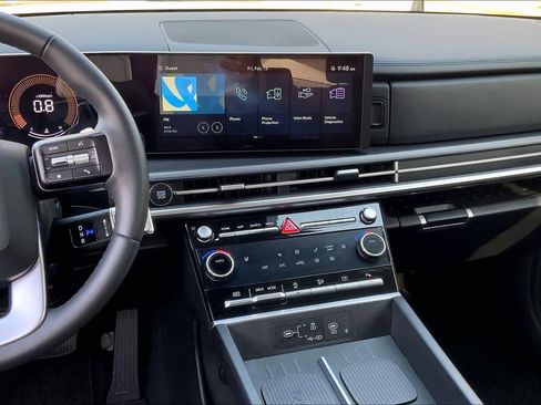 Used 2025 Hyundai Santa Fe SEL image 7