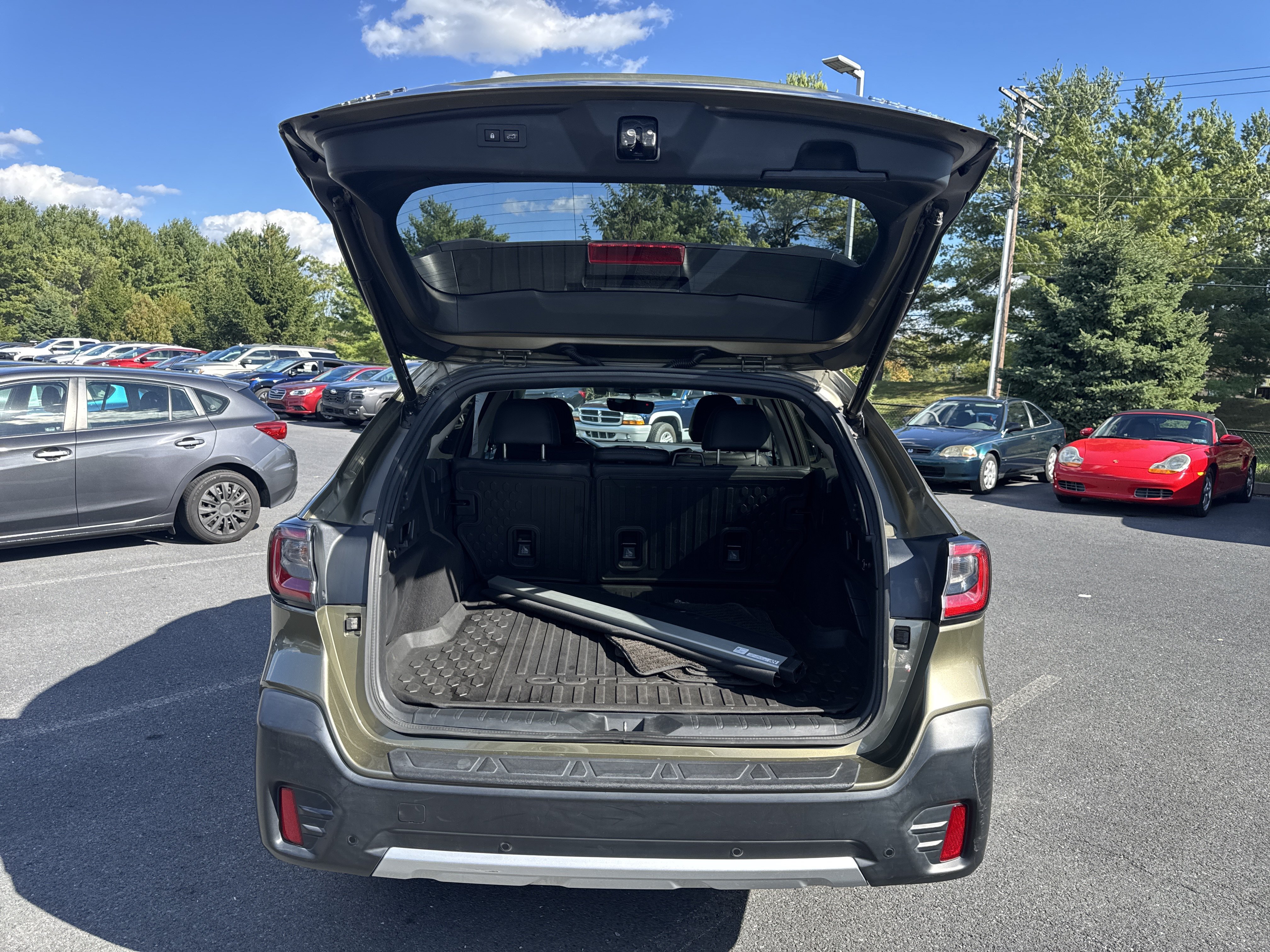 Used 2020 Subaru Outback Limited AWD/4WD image 28