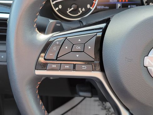 Used 2024 Nissan Altima 2.5 SR w/ SR Premium Package image 22