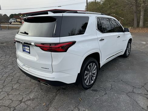 Used 2022 Chevrolet Traverse Premier image 7