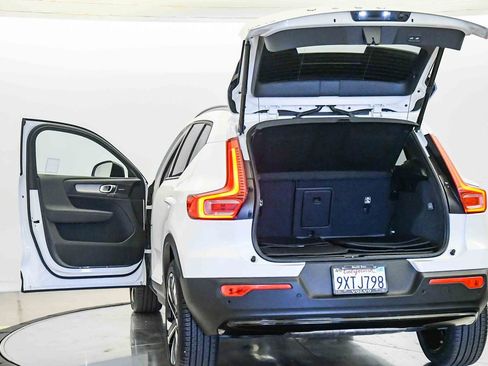 Certified 2026 Volvo XC40 B5 Ultra w/ Climate Package AWD/4WD image 26