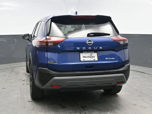 Used 2023 Nissan Rogue SV AWD/4WD image 5