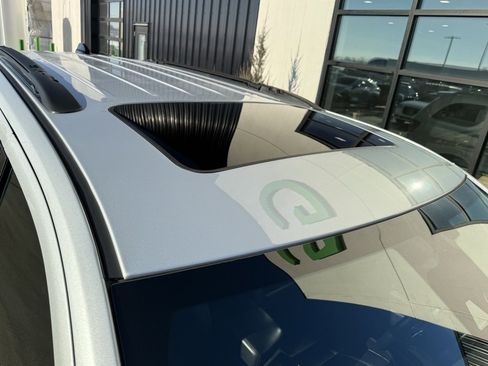 Used 2025 Dodge Durango R/T image 7