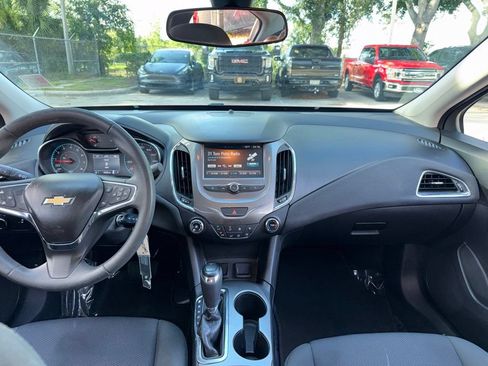 Used 2016 Chevrolet Cruze LT FWD image 46
