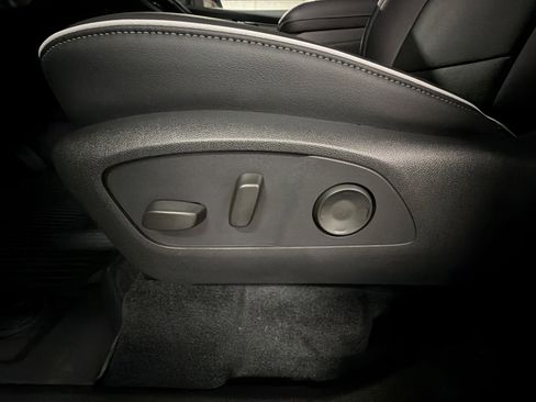 New 2026 Buick Enclave Preferred w/ Power Package image 19