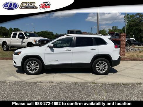 Used 2019 Jeep Cherokee Latitude w/ Popular Appearance Group FWD image 4