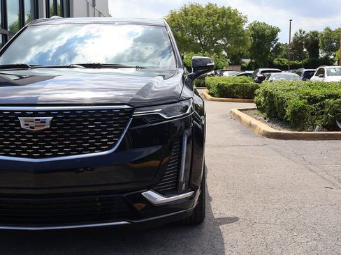 Used 2020 Cadillac XT6 Premium Luxury AWD/4WD image 15