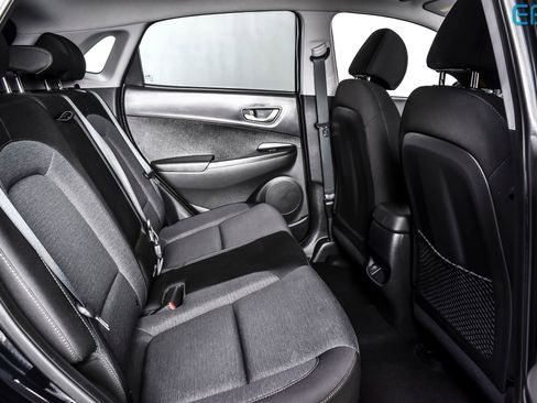 Used 2023 Hyundai Kona SE FWD image 23