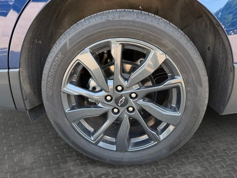 Used 2023 Chevrolet Equinox RS AWD/4WD image 9