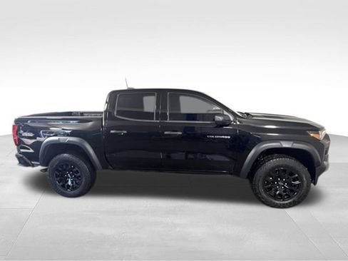 Used 2024 Chevrolet Colorado Trail Boss w/ Advanced Trailering Package AWD/4WD image 11