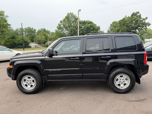 Used 2016 Jeep Patriot Sport FWD image 14