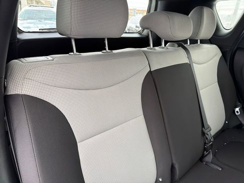 Used 2015 Kia Soul image 30