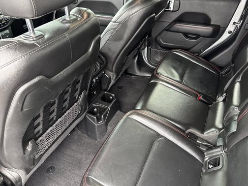 Used 2020 Jeep Gladiator Rubicon AWD/4WD image 40