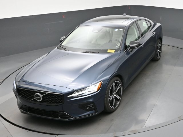 Used 2024 Volvo S60 B5 Core w/ Climate Package FWD image 19