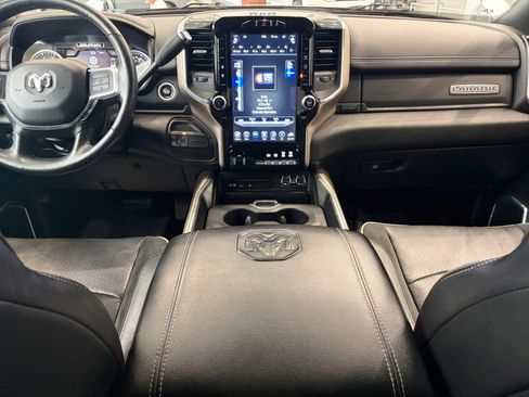Used 2019 RAM 2500 Laramie w/ Night Edition AWD/4WD image 17