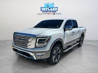 Used 2023 Nissan Titan Platinum Reserve w/ Moonroof Package AWD/4WD video 1