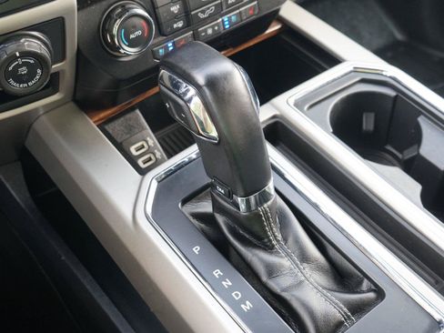 Used 2020 Ford F150 Lariat AWD/4WD image 14