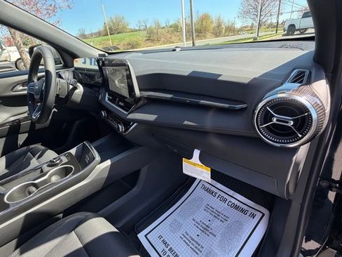 New 2026 Chevrolet Equinox LT w/ Convenience Package II AWD/4WD image 38