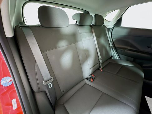 Used 2025 Hyundai Kona SEL image 24