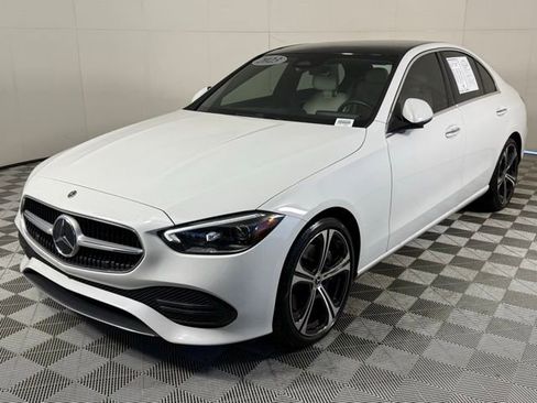 Used 2023 Mercedes-Benz C 300 Sedan image 2