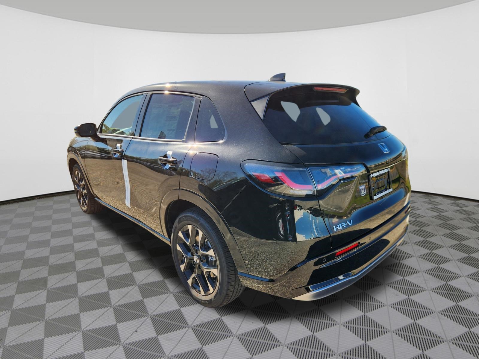 New 2027 Honda HR-V EX-L image 3