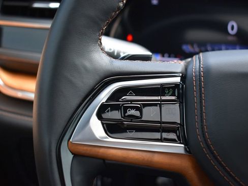 Used 2024 Jeep Grand Cherokee L Summit image 15