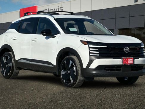 New 2026 Nissan Kicks SR image 10