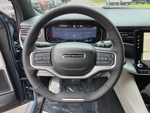 New 2026 Jeep Grand Wagoneer Limited AWD/4WD image 18