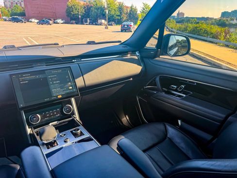 Used 2023 Land Rover Range Rover SE AWD/4WD image 29